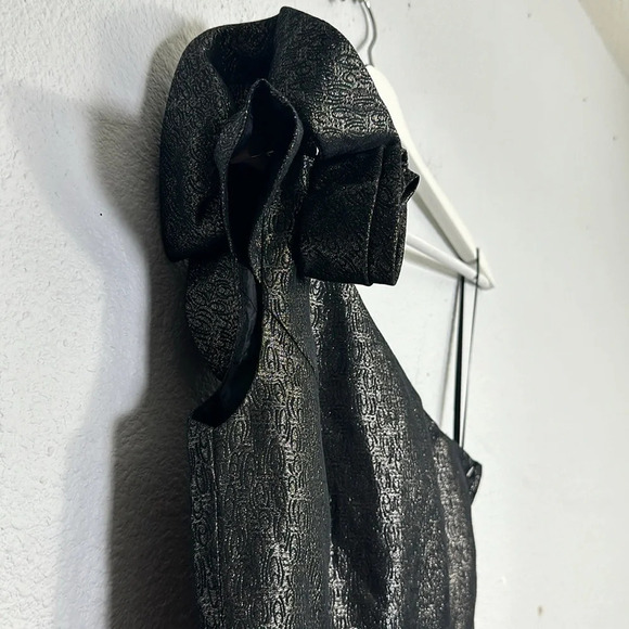 H&M Brand New Women’s Size 4 One Shoulder Cocktail Dress - Picture 3 of 11